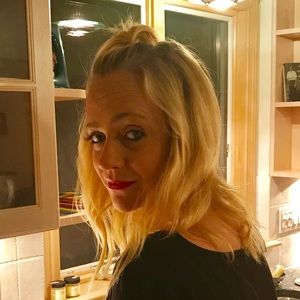 Meet your Posher, Carrie